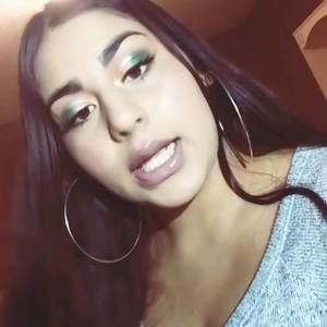 Meet your Posher, Iris